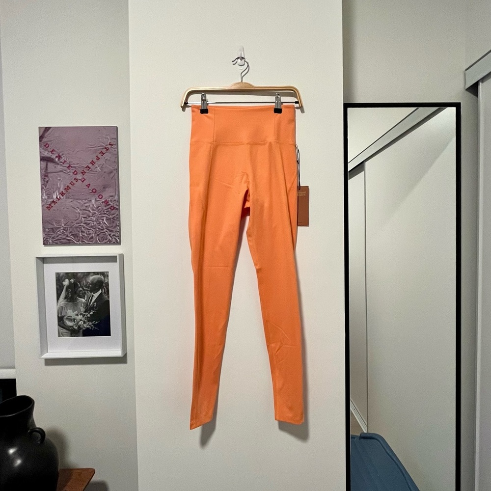 Girlfriend Collective Compressive High-Rise Legging - Horizen - Picture 5 of 9